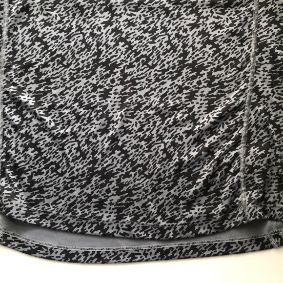 Nike Dri-Fit Running Top - Picture 3 of 4